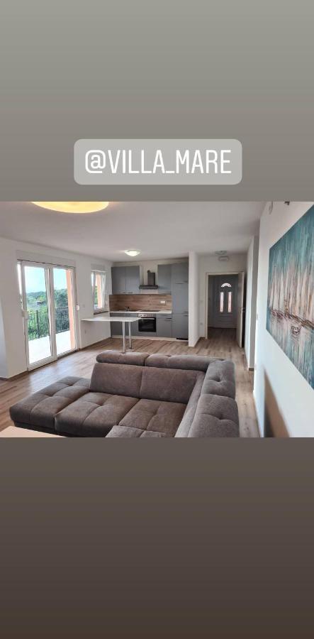 Apartments Patalic Lopar Bagian luar foto