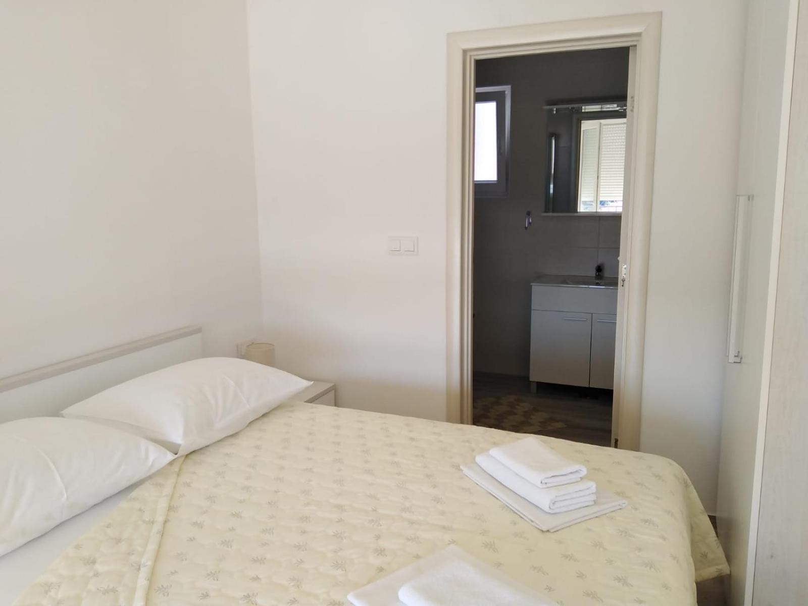Apartments Patalic Lopar Bagian luar foto